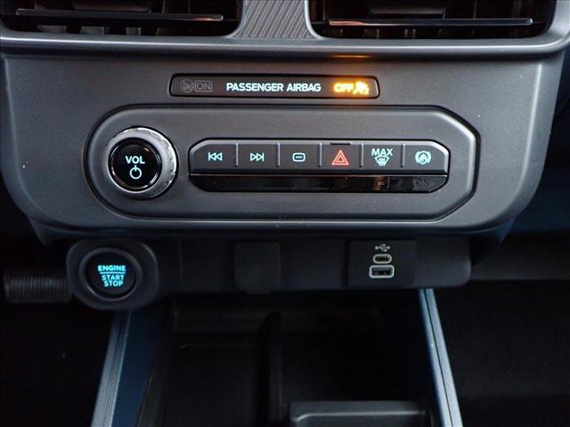 New 2026 Ford Maverick Lobo AWD/4WD image 18