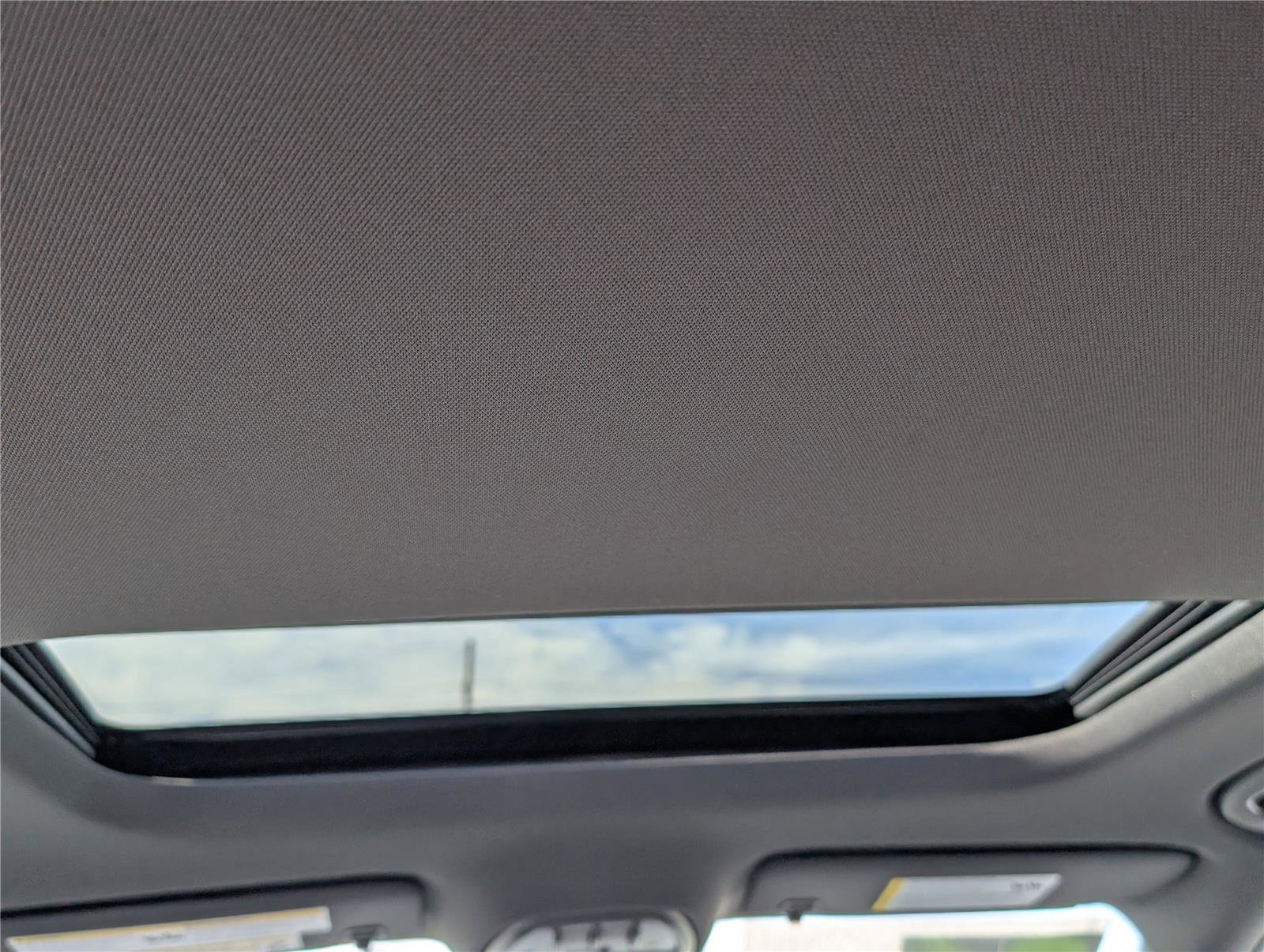 New 2026 Chevrolet Trax RS w/ Sunroof Package FWD image 14