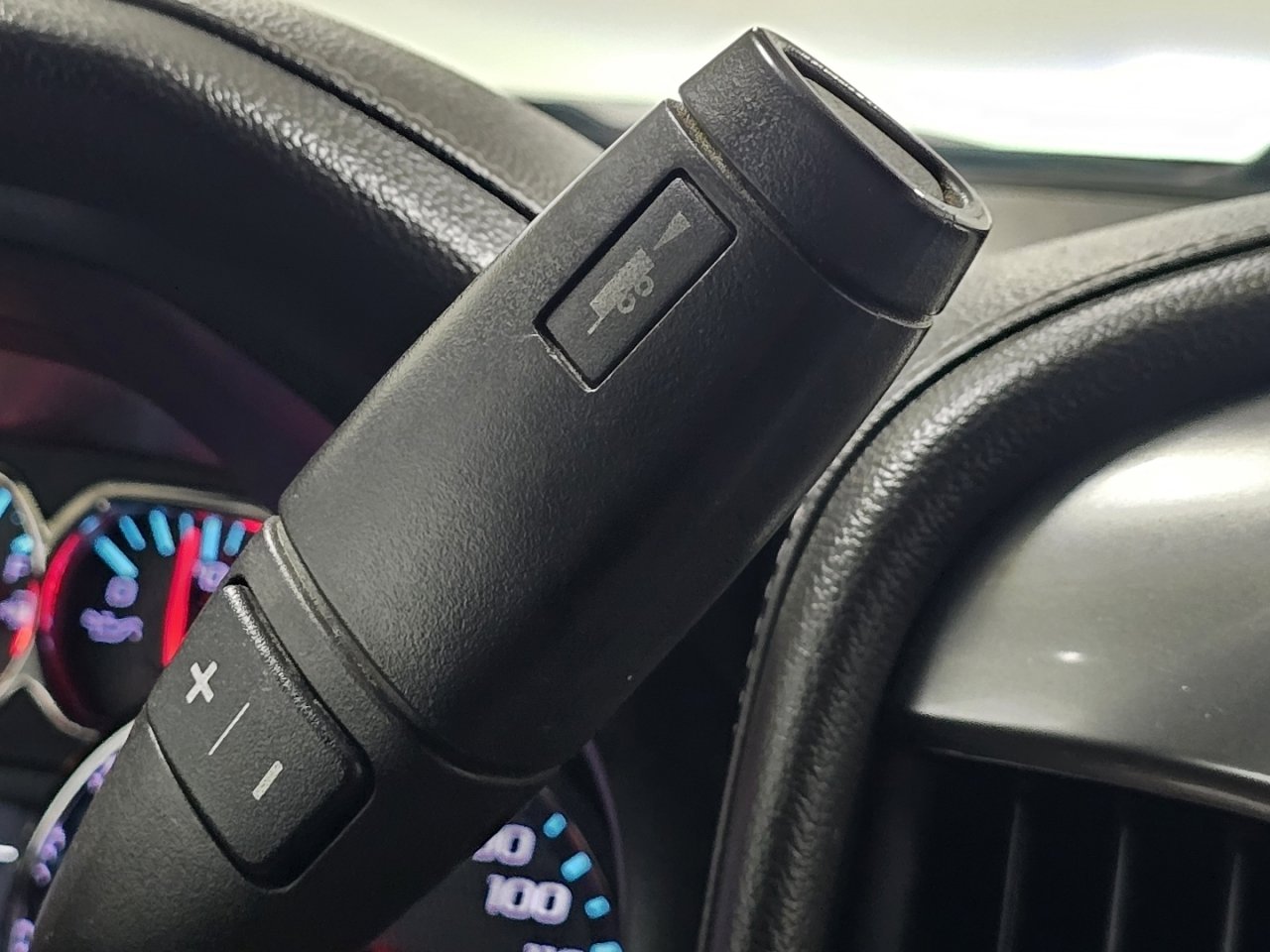 Used 2016 Chevrolet Silverado 1500 LTZ Z71 image 31