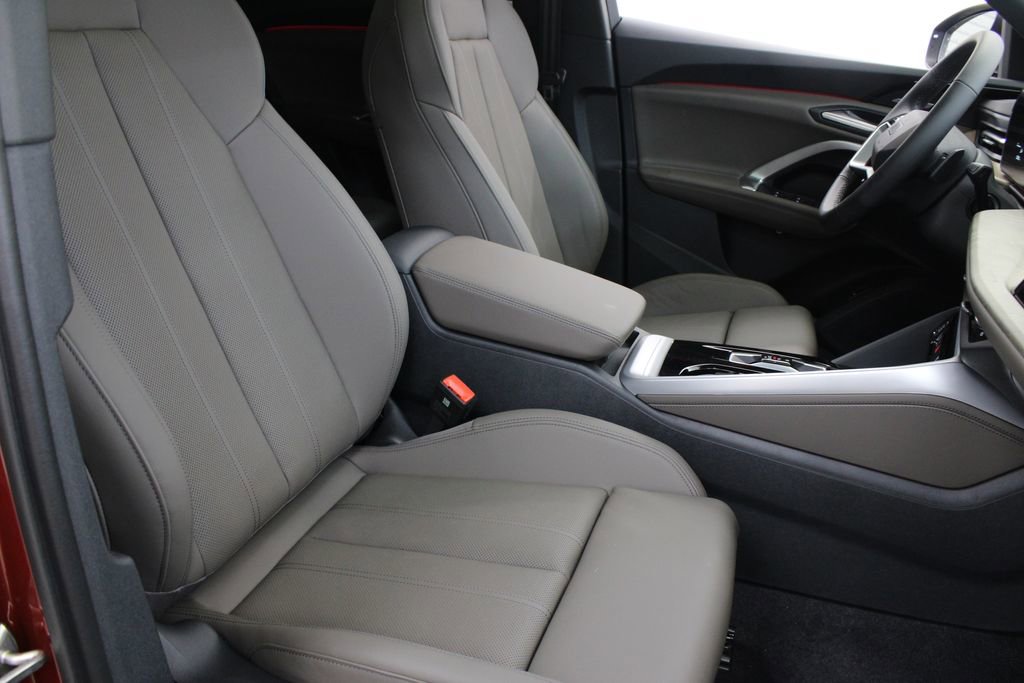 New 2025 Audi Q5 Prestige AWD/4WD image 24