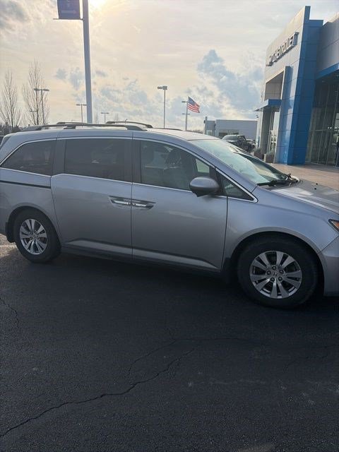 Used 2016 Honda Odyssey SE image 4