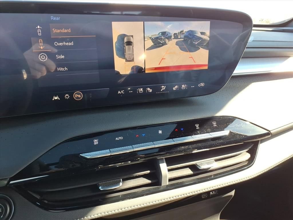 New 2026 Buick Enclave Avenir w/ Super Cruise Package image 18