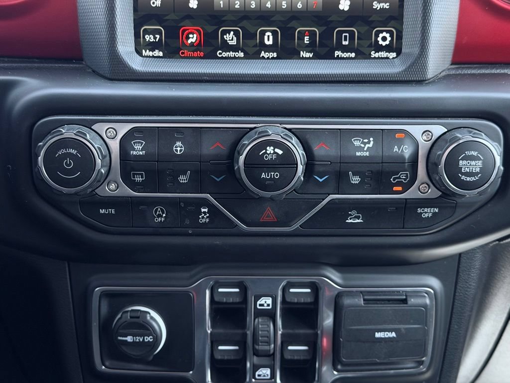 Used 2023 Jeep Gladiator Rubicon w/ Dual Top Group AWD/4WD image 37