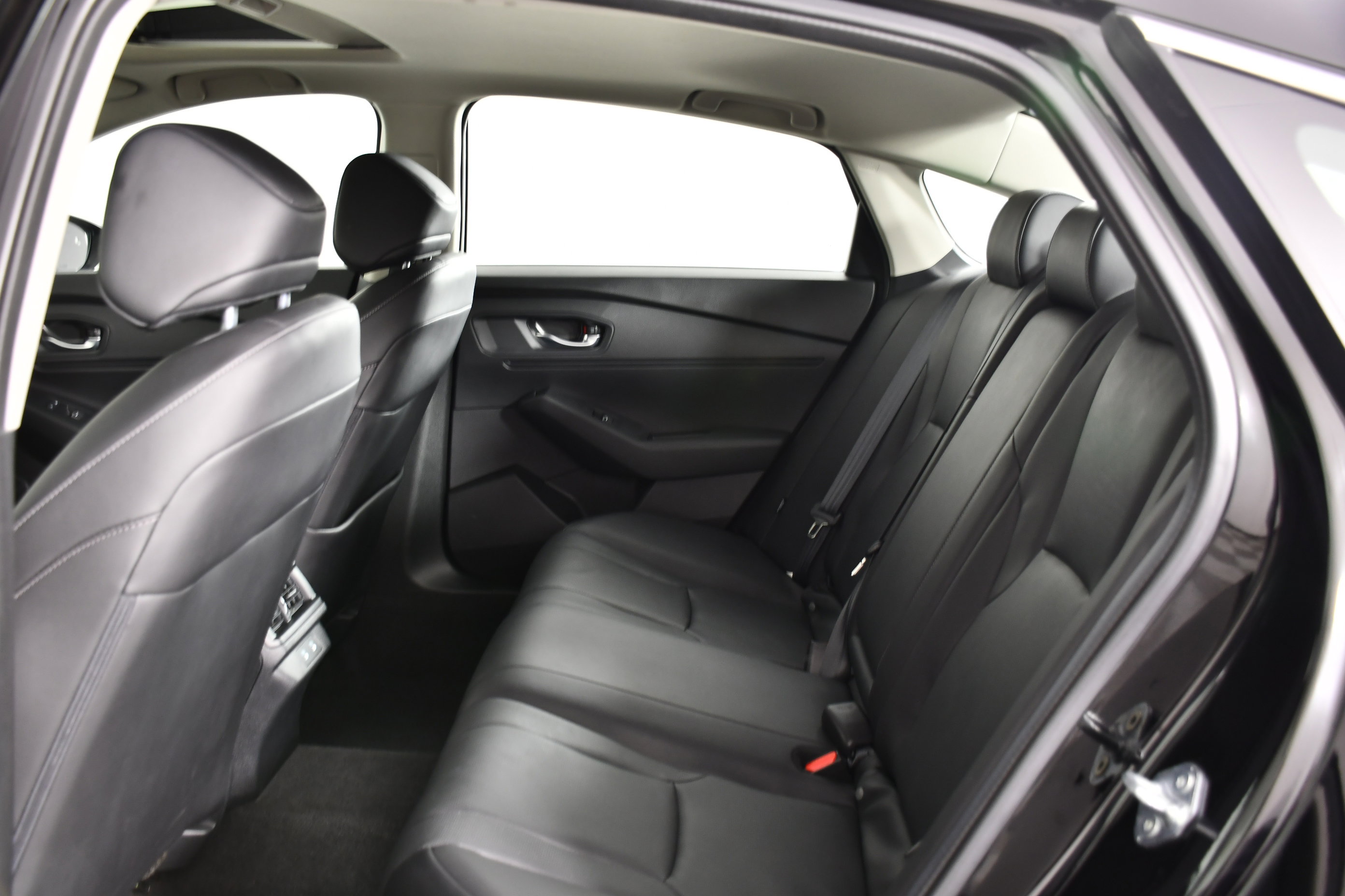 Used 2025 Honda Accord EX-L image 32