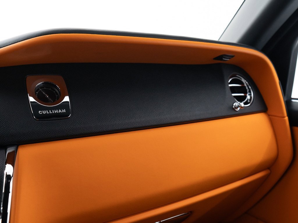 Certified 2024 Rolls-Royce Cullinan image 45