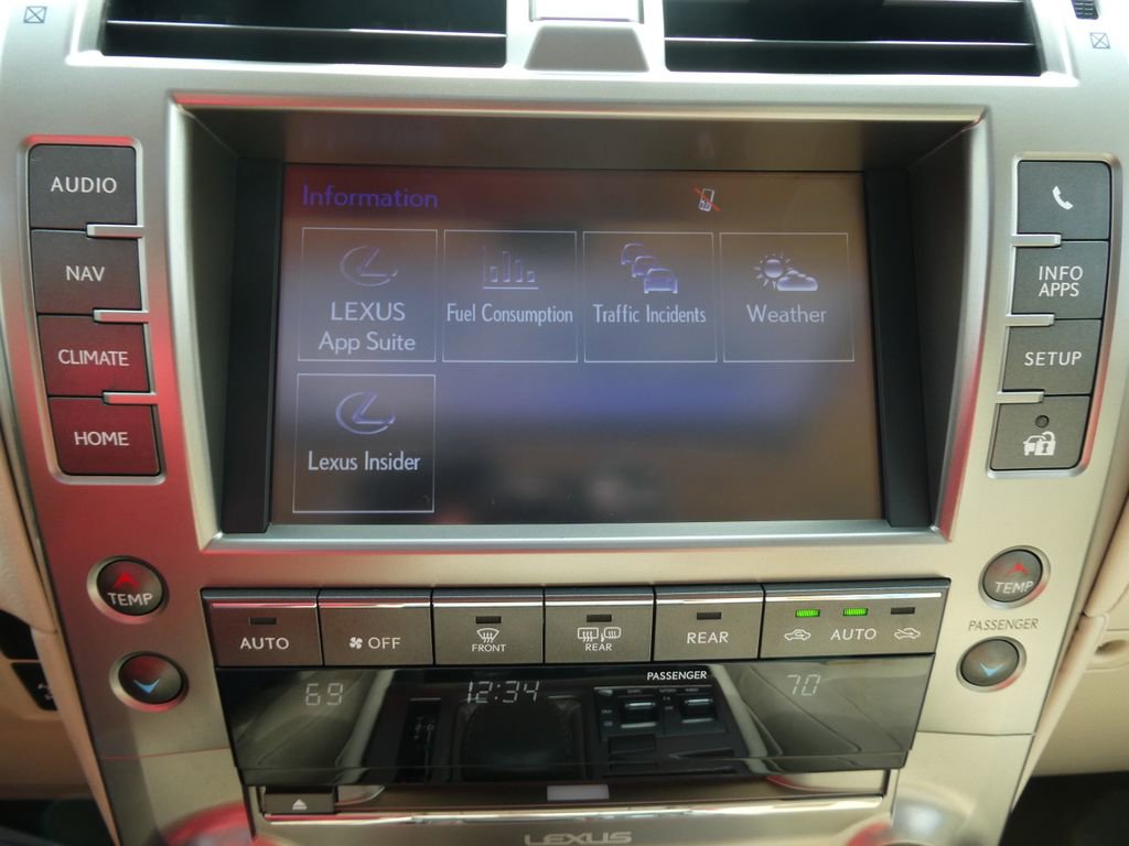 Used 2015 Lexus GX 460 w/ Premium Package image 34