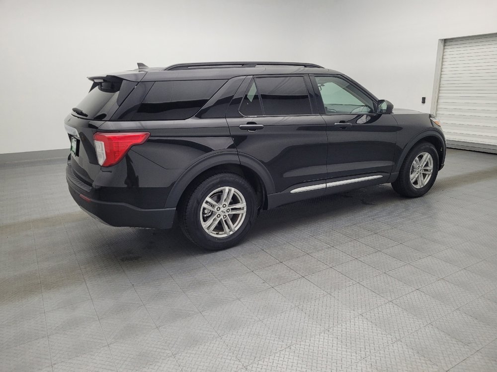 Used 2023 Ford Explorer XLT w/ Equipment Group 202A image 10