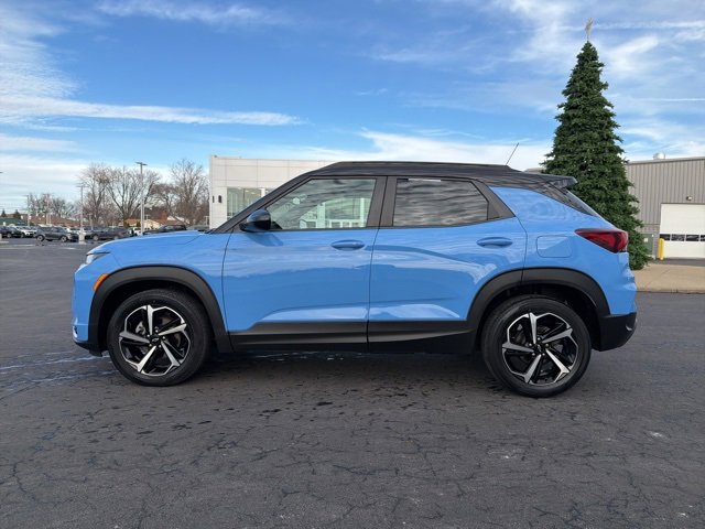 Used 2023 Chevrolet TrailBlazer RS w/ Sun and Liftgate Package image 4
