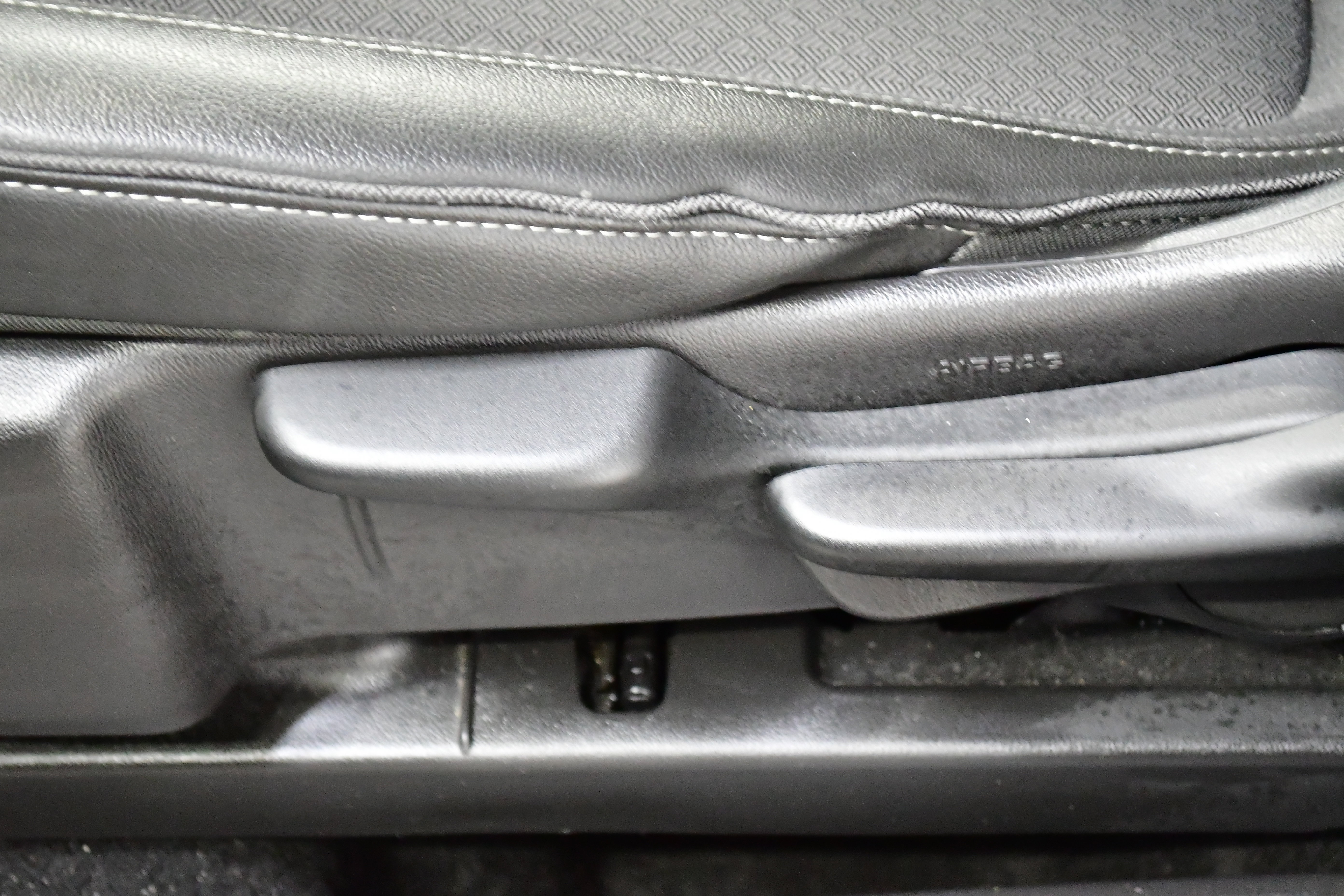 Used 2025 Buick Encore GX Preferred image 12