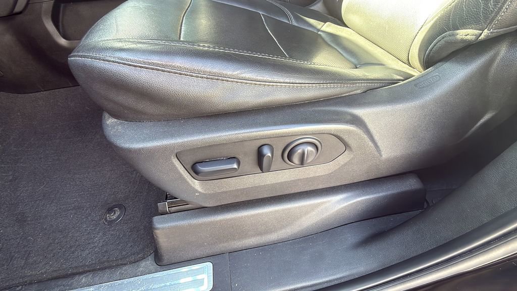 Used 2019 GMC Sierra 1500 SLT w/ SLT Premium Plus Package image 10