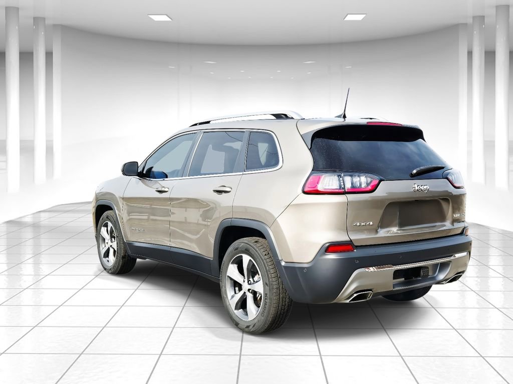 Used 2019 Jeep Cherokee Limited w/ Luxury Group image 5