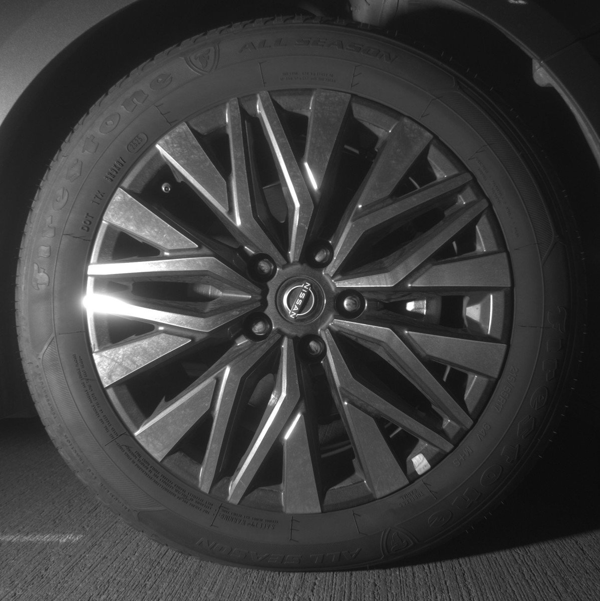 Used 2025 Nissan Altima 2.5 SV FWD image 13