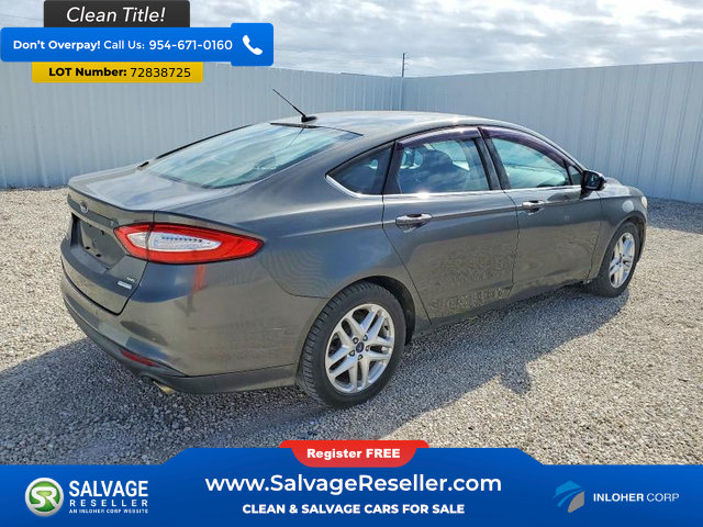 Used 2016 Ford Fusion SE FWD image 4