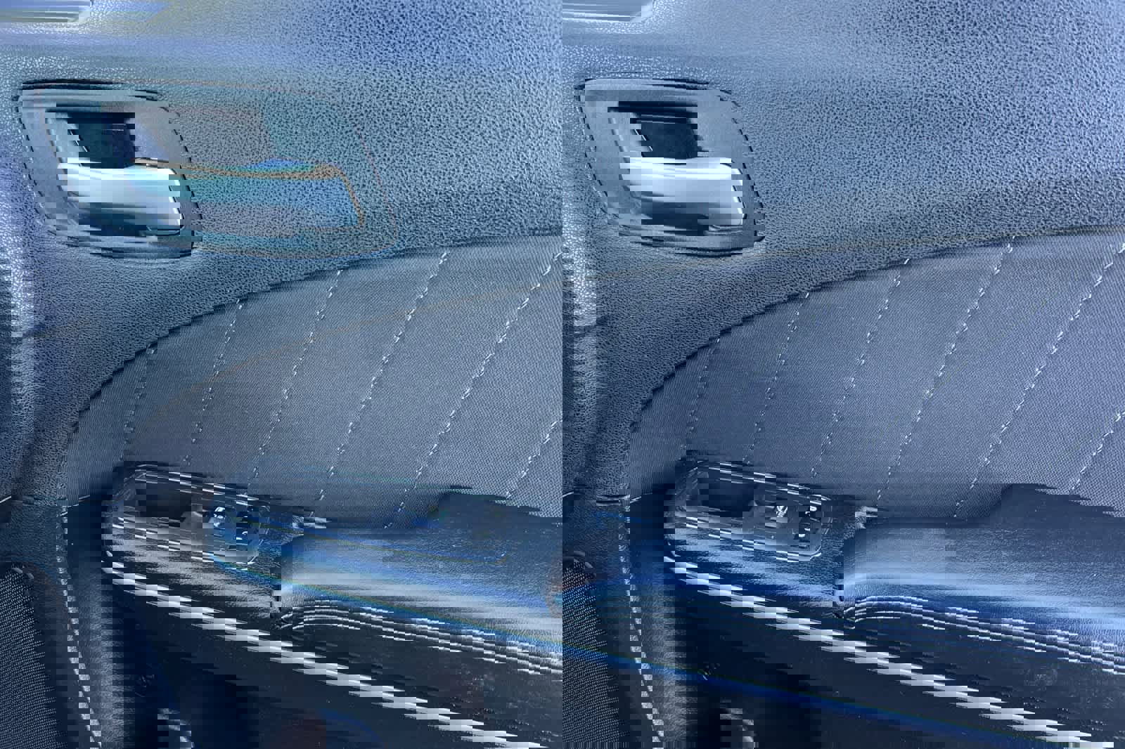 Used 2020 Dodge Charger SXT image 18