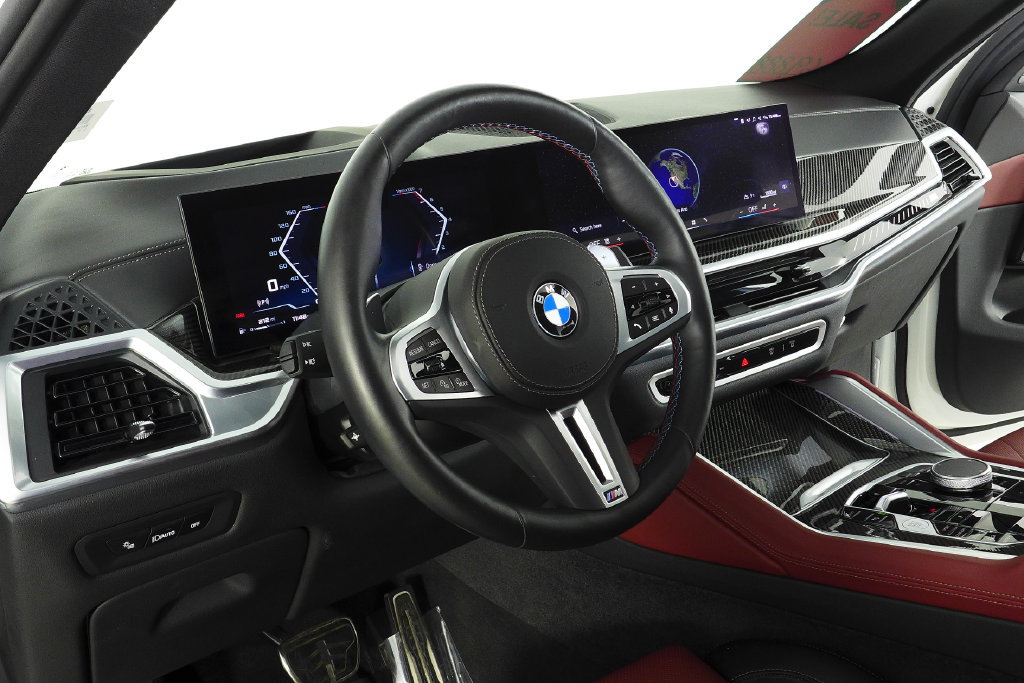Certified 2024 BMW X6 M60i AWD/4WD image 31
