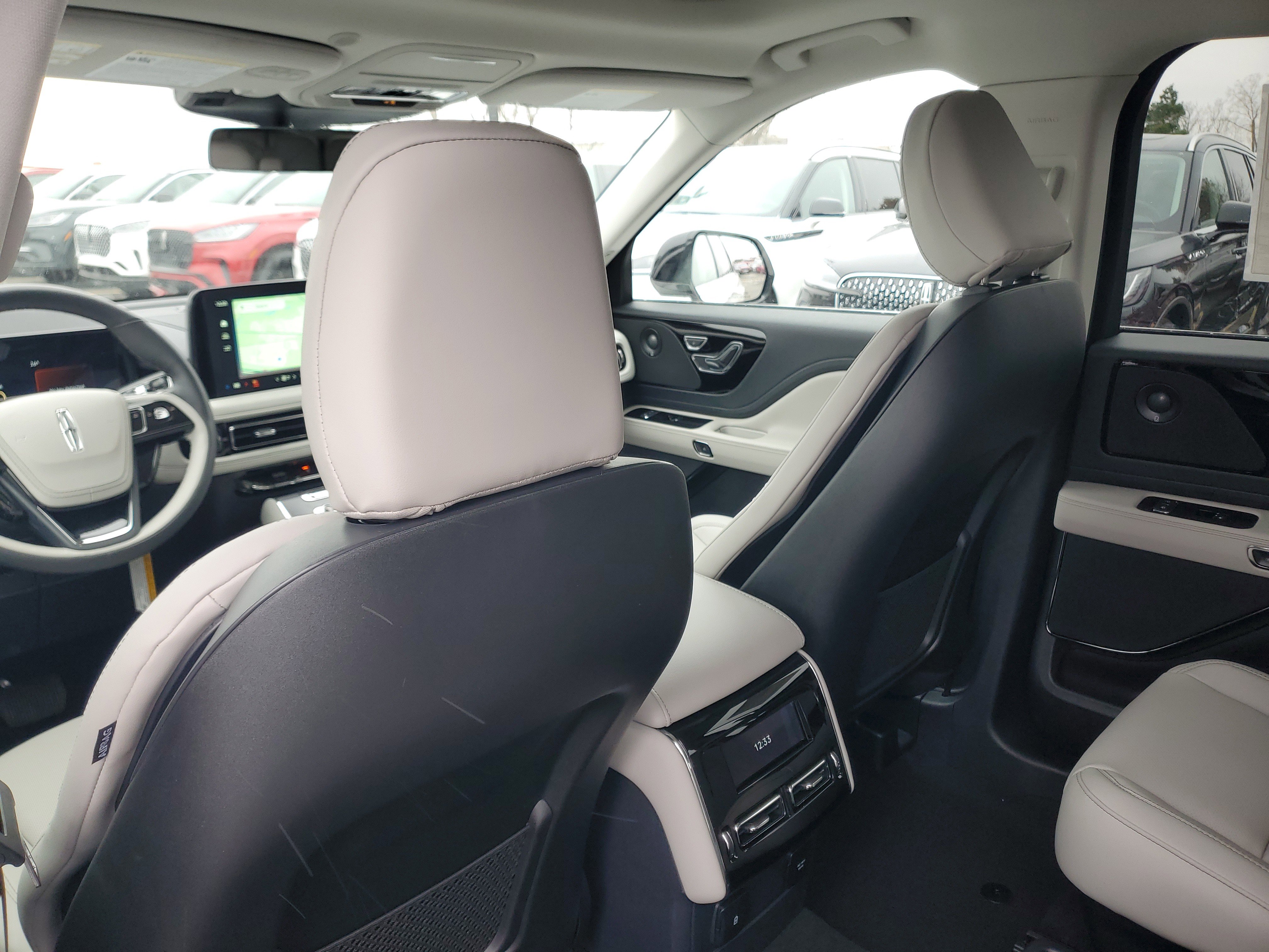 New 2026 Lincoln Aviator AWD image 24