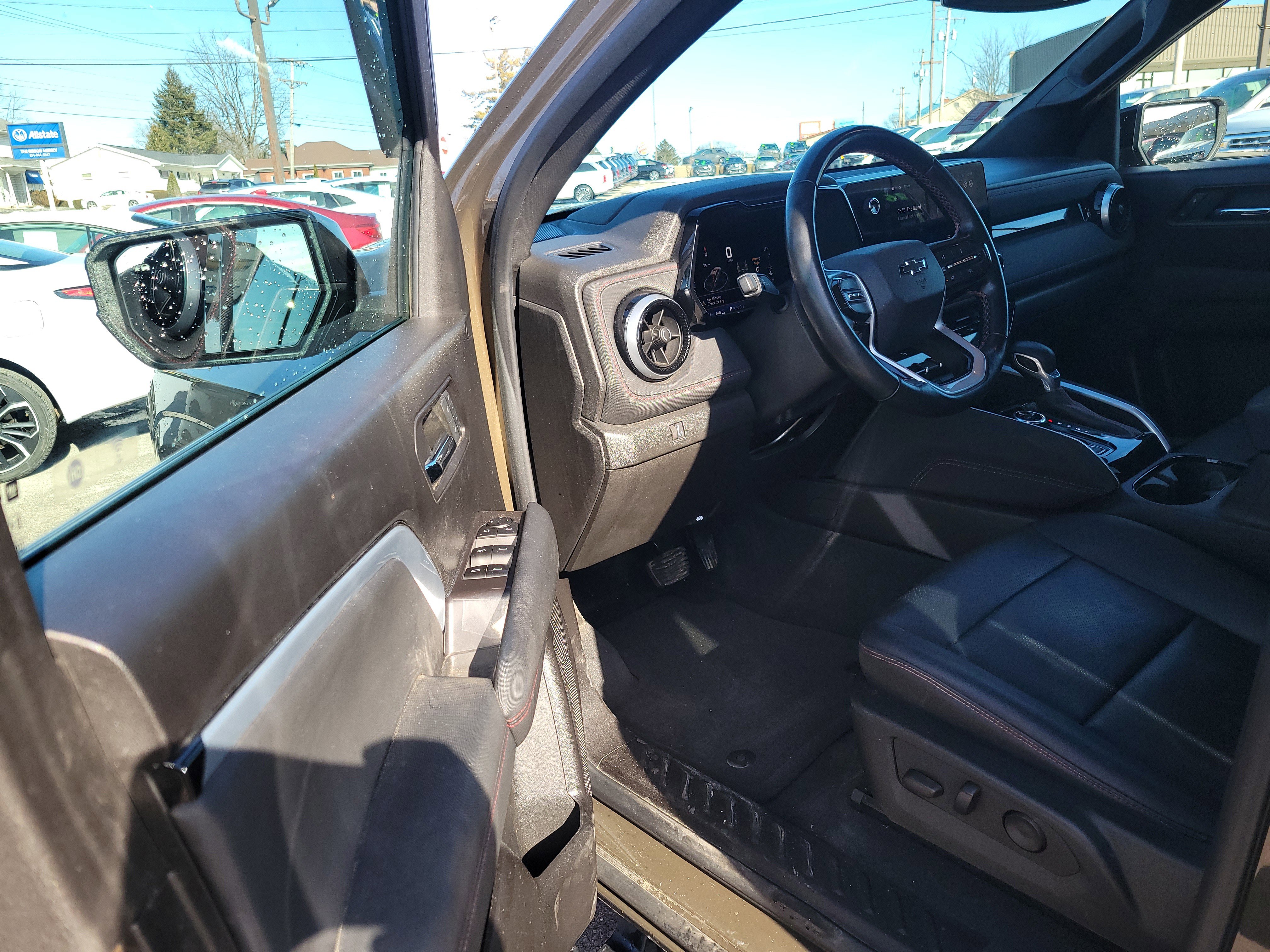 Used 2023 Chevrolet Colorado Z71 w/ Z71 Convenience Package 2 image 6