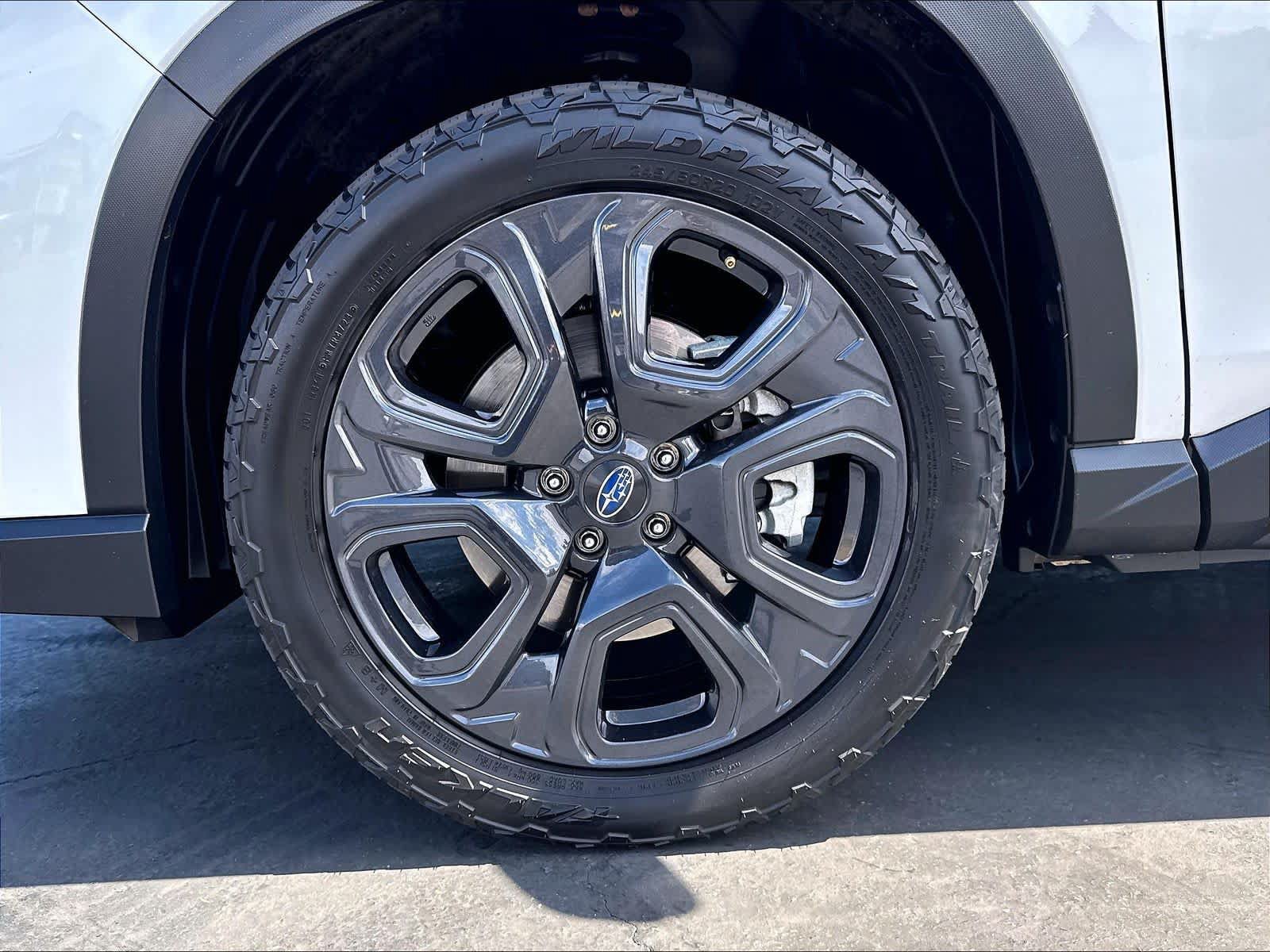 Used 2023 Subaru Ascent Onyx Edition Limited AWD/4WD image 12