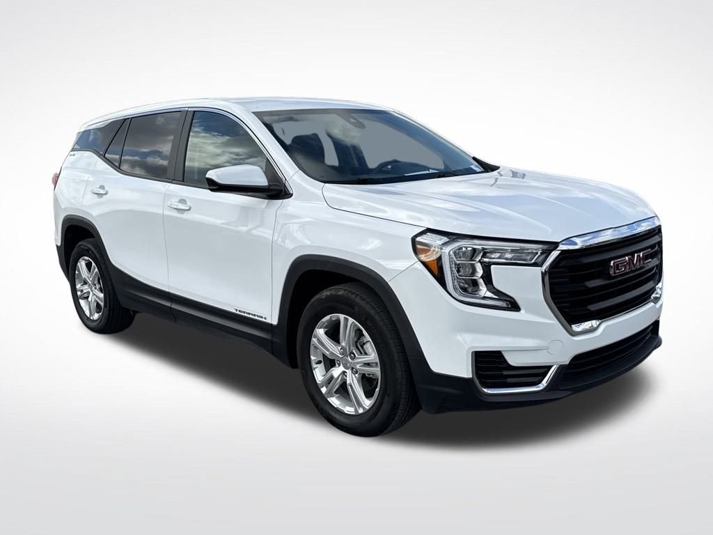 Used 2024 GMC Terrain SLE image 8