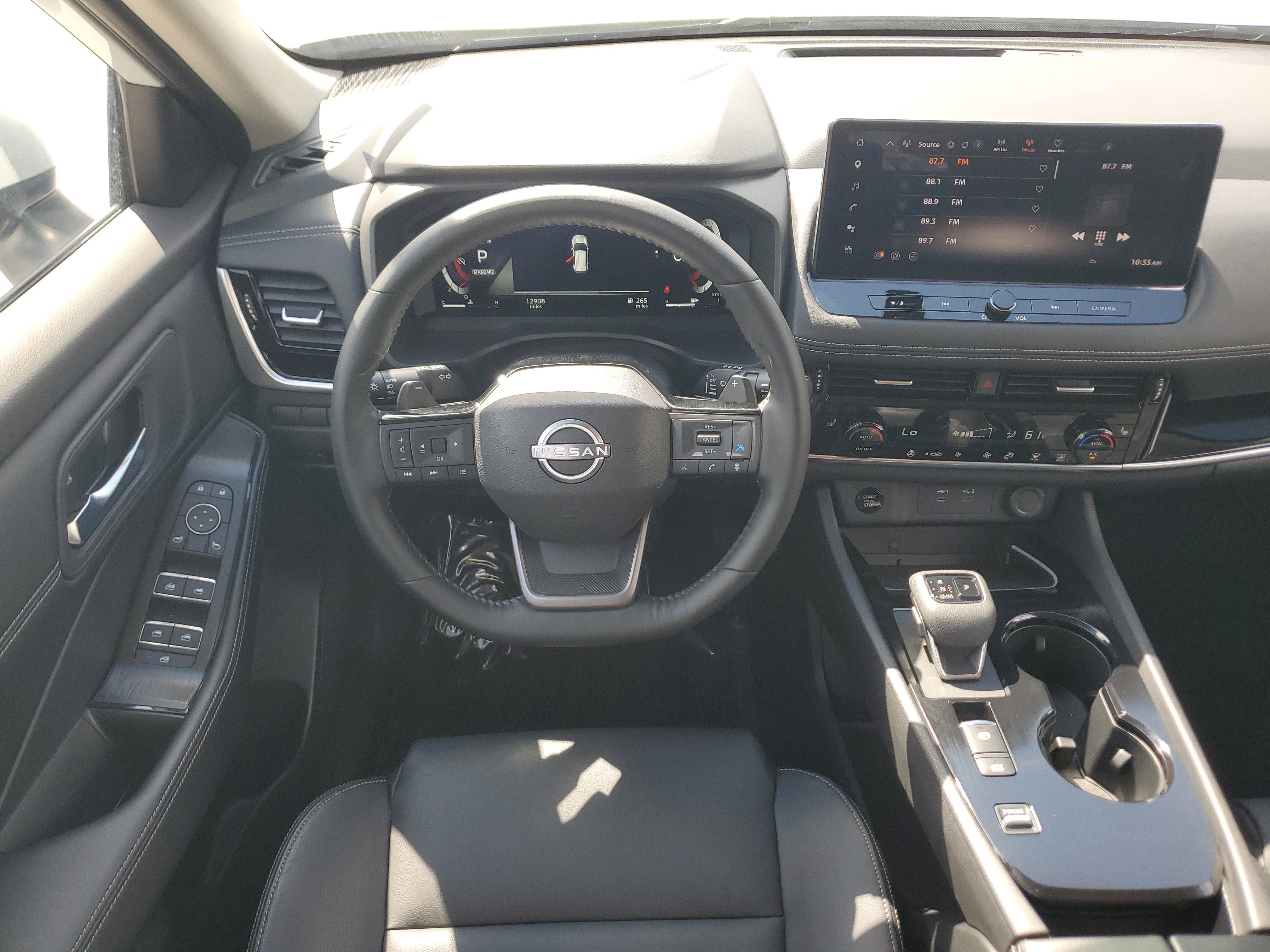 Used 2025 Nissan Rogue SL FWD image 20