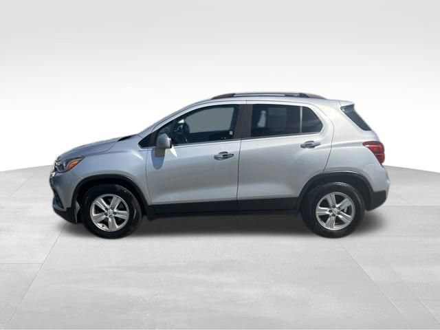 Used 2018 Chevrolet Trax LT w/ LT Convenience Package FWD image 6