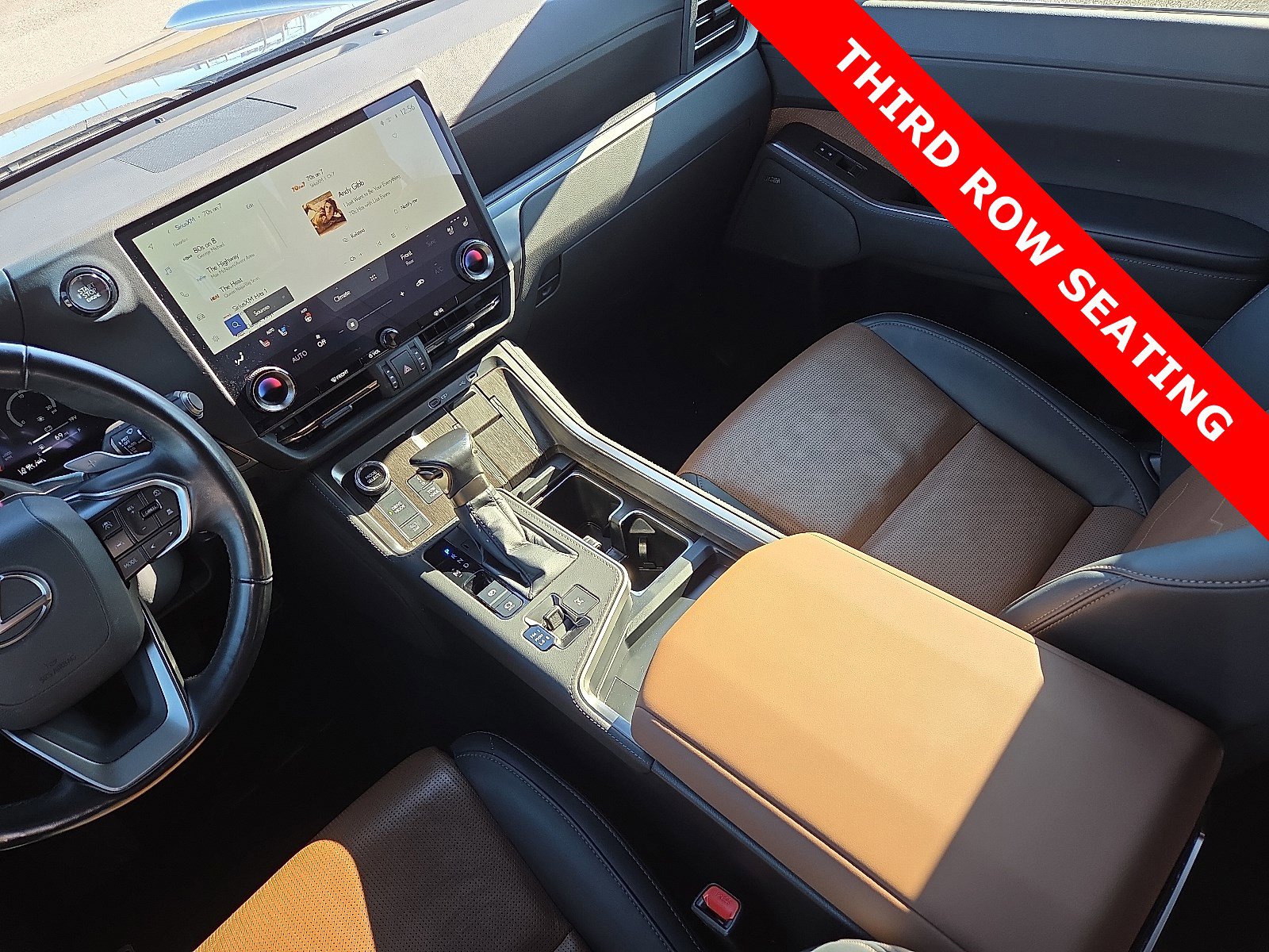 Used 2024 Lexus GX 550 w/ Accessory Package (31) image 14