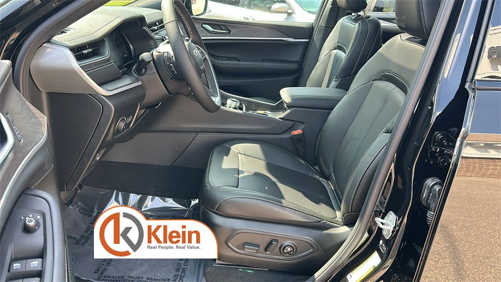 New 2025 Jeep Grand Cherokee Limited image 13