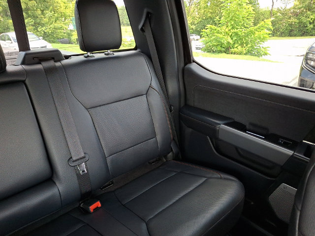 Used 2023 Ford F250 Lariat w/ Lariat Ultimate Package AWD/4WD image 28