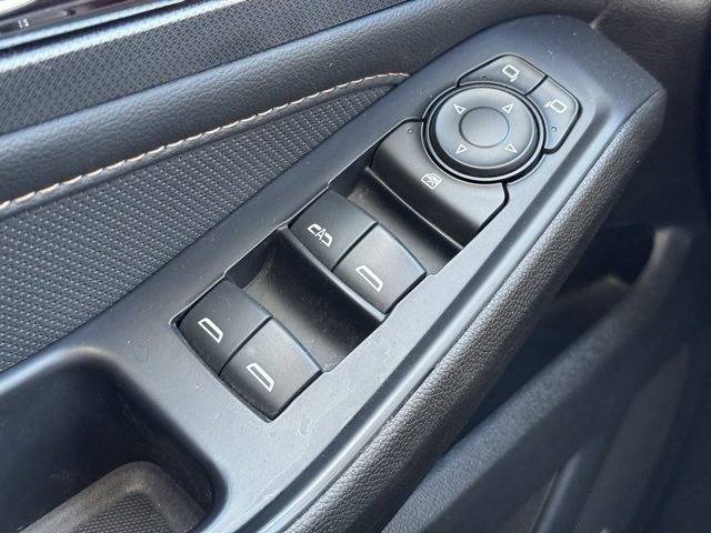 Certified 2021 Chevrolet Traverse Premier w/ Redline Edition image 37