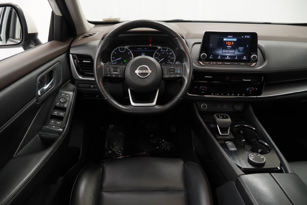 Used 2023 Nissan Rogue SV w/ SV Premium Package AWD/4WD image 15