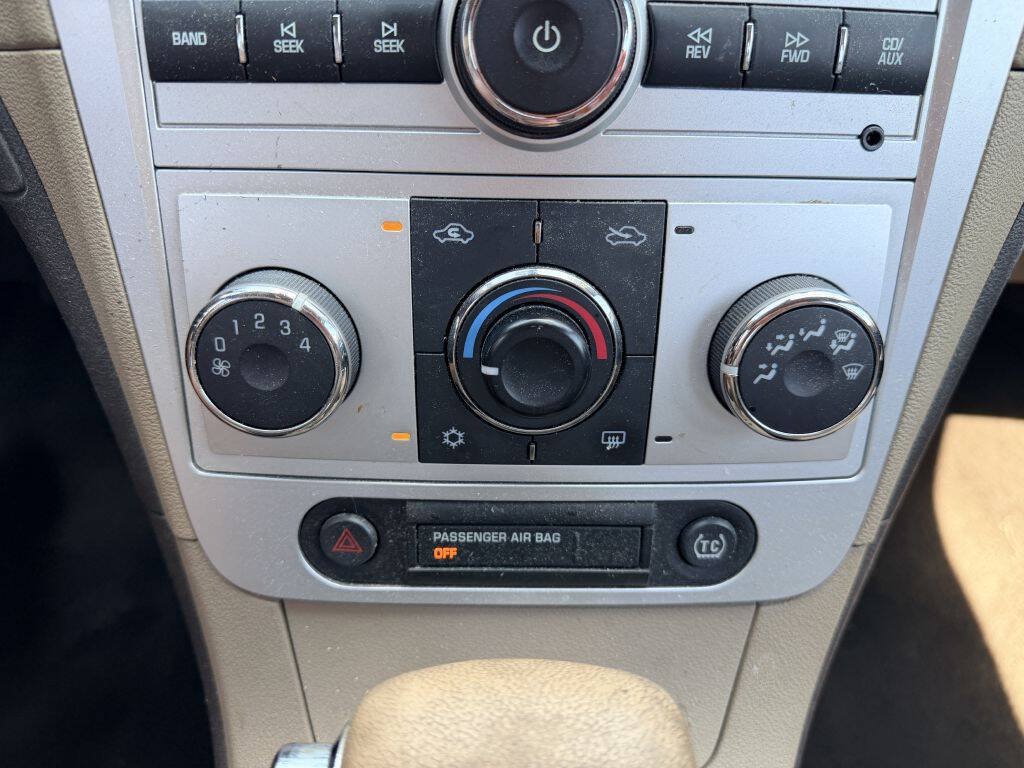Used 2010 Chevrolet Malibu LS FWD image 15