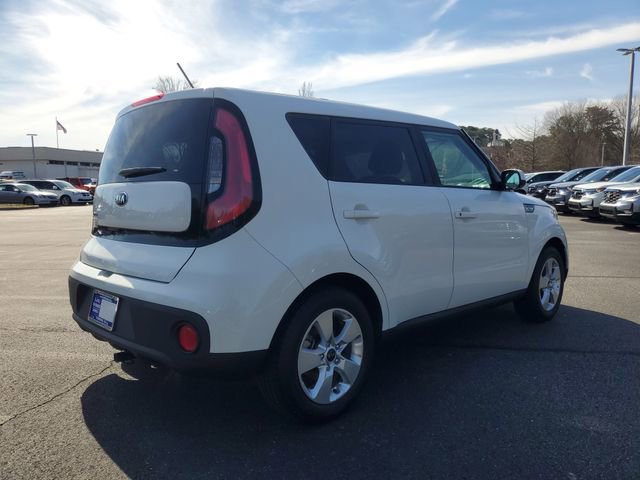 Used 2018 Kia Soul Base image 4