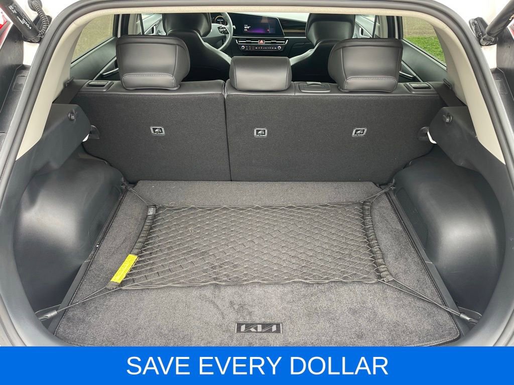 Used 2024 Kia Niro Wave w/ Wave Preserve Package FWD image 8