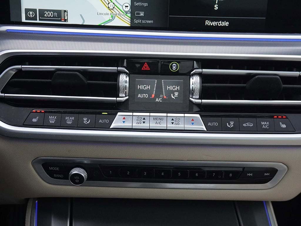 Used 2022 BMW X5 xDrive40i w/ Premium Package AWD/4WD image 58