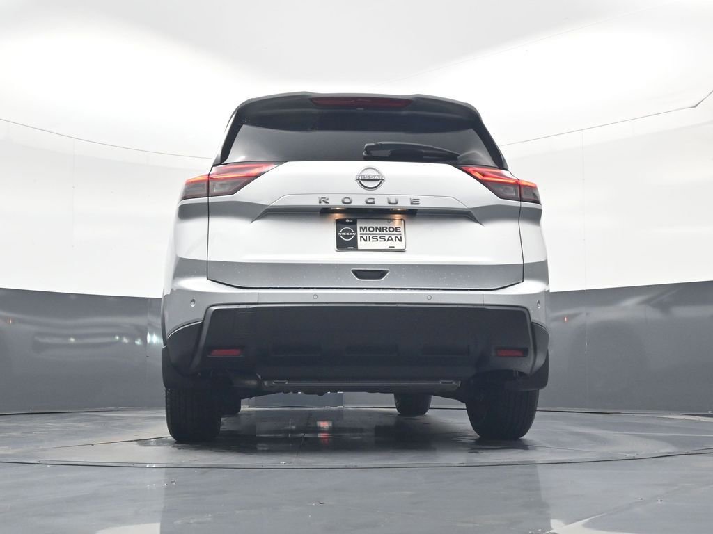Used 2025 Nissan Rogue S FWD image 20
