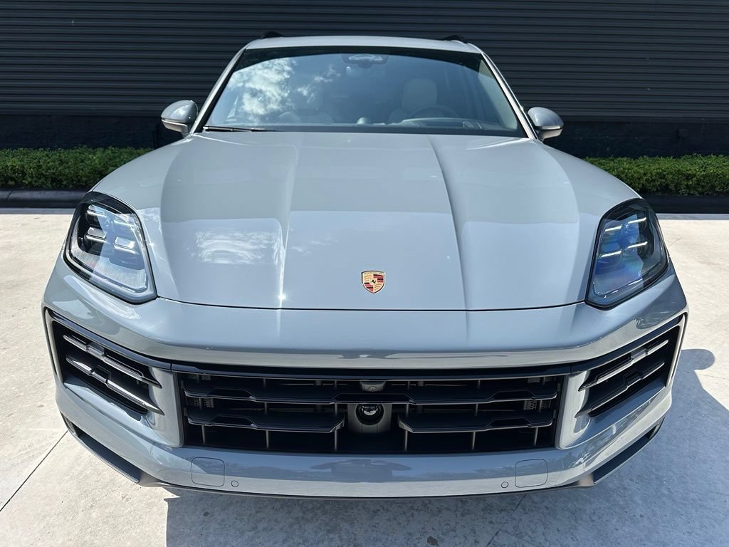 Used 2026 Porsche Cayenne E-Hybrid AWD/4WD image 8