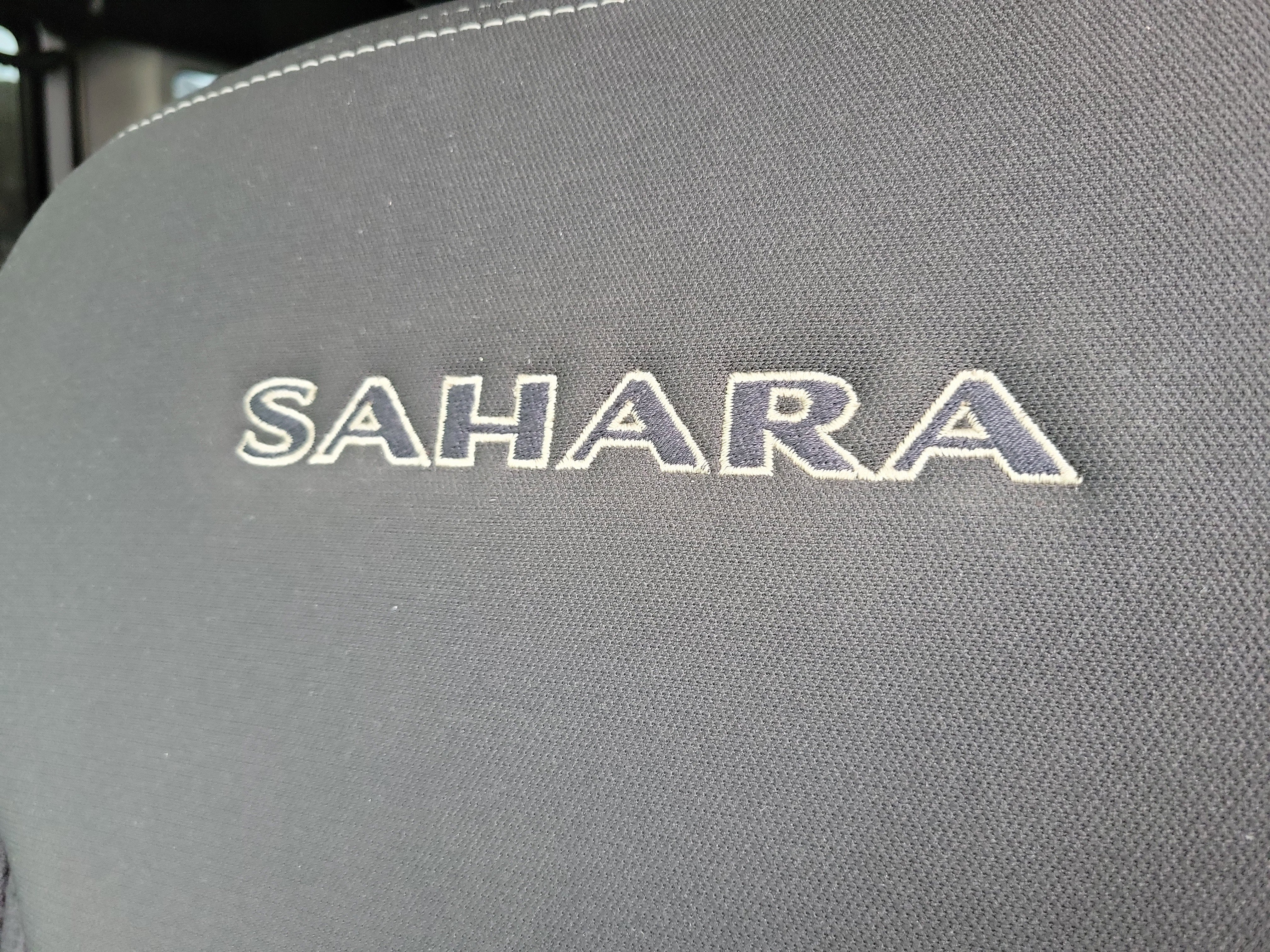 Used 2017 Jeep Wrangler Unlimited Sahara w/ Dual Top Group image 12