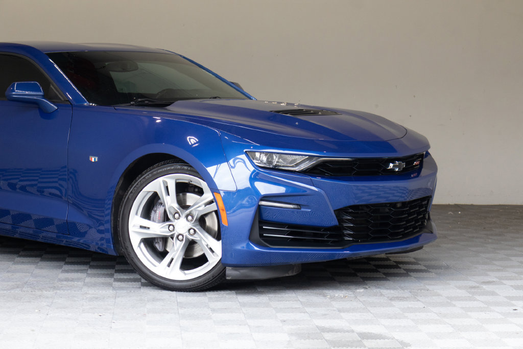 Used 2022 Chevrolet Camaro SS RWD image 3