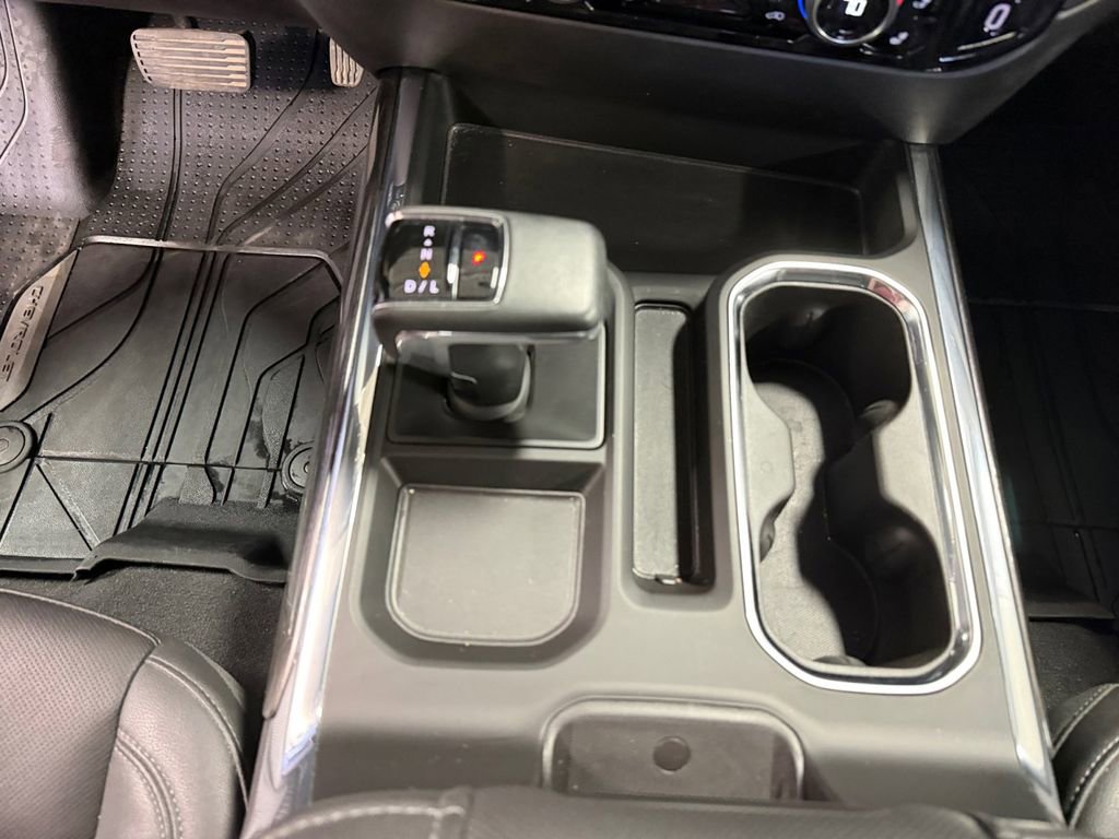 Used 2024 Chevrolet Silverado 1500 LTZ AWD/4WD image 33