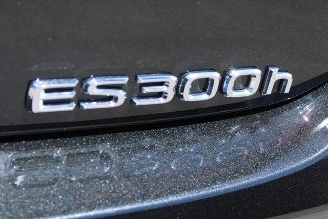 Used 2025 Lexus ES 300h w/ Premium Package FWD image 6