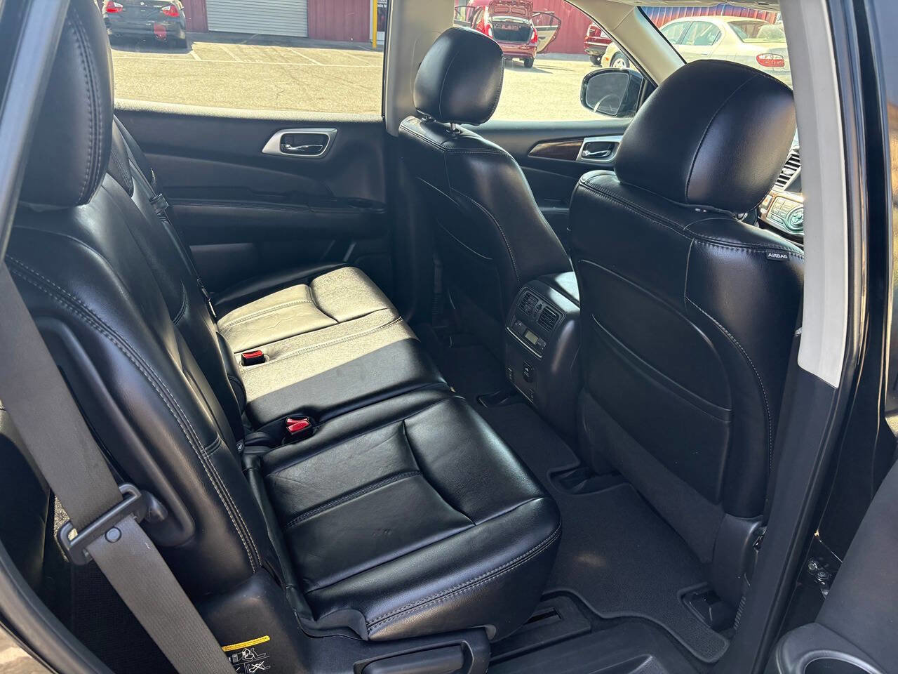 Used 2015 Nissan Pathfinder SL w/ SL Premium Package image 11