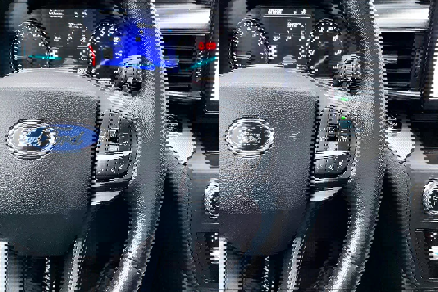 Used 2020 Ford Explorer XLT w/ Equipment Group 202A image 24