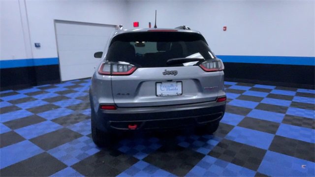 Used 2022 Jeep Cherokee Trailhawk image 7