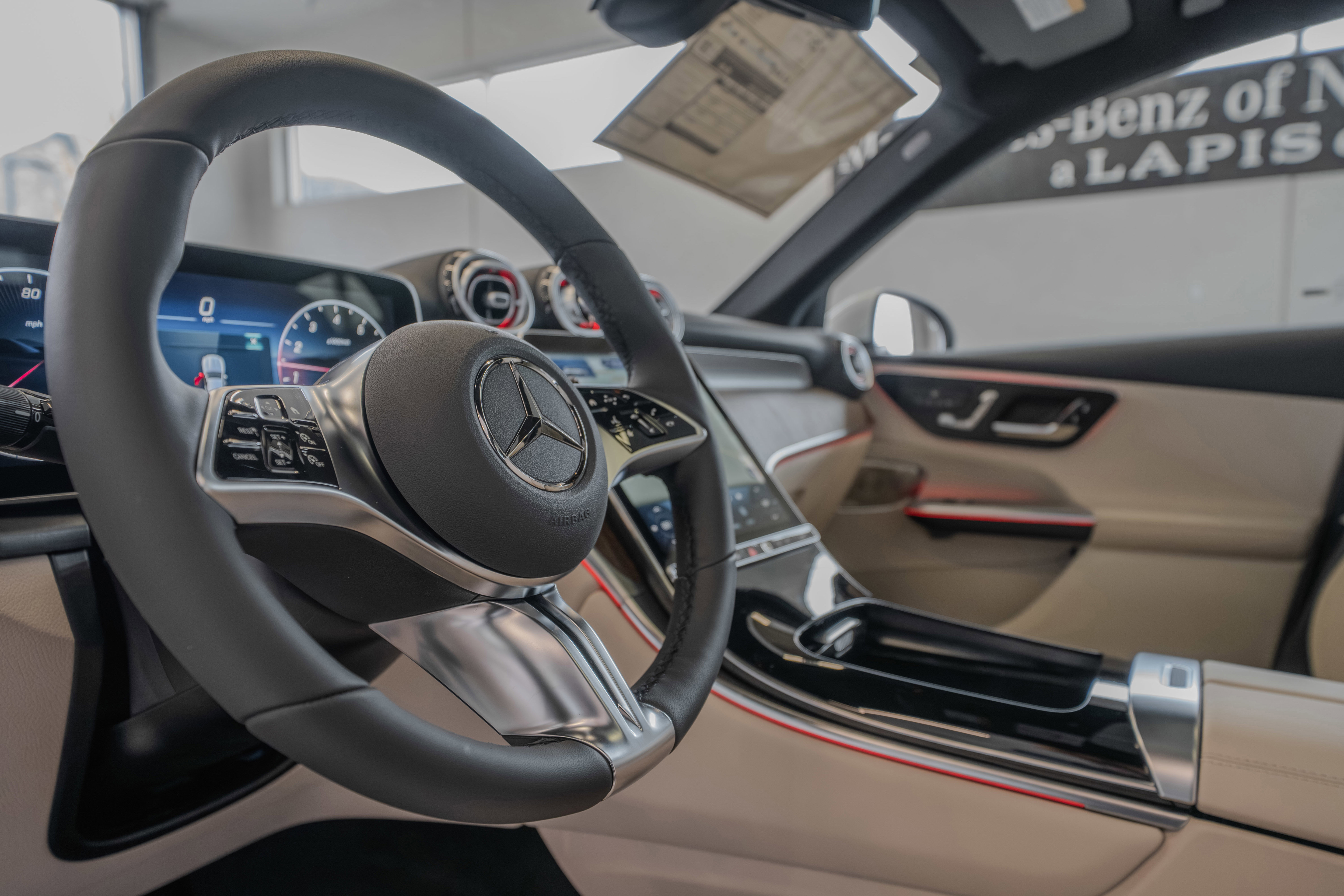 New 2026 Mercedes-Benz GLC 300 4MATIC image 7