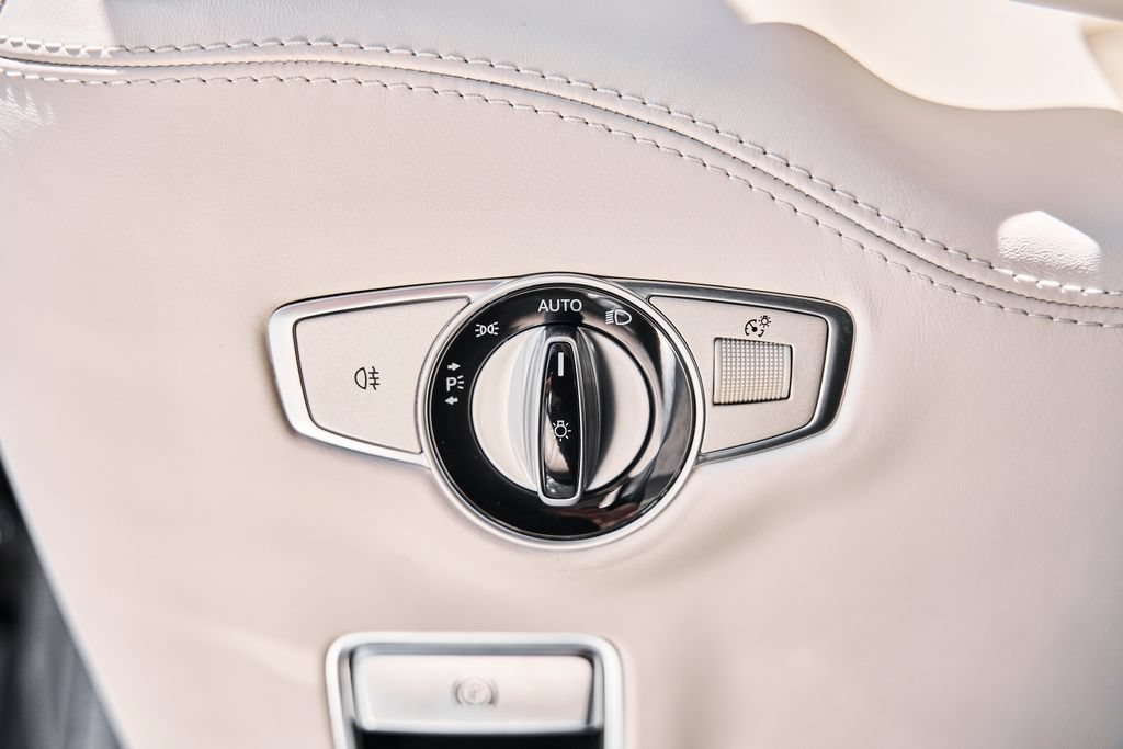 Used 2020 Mercedes-Benz S 560 4MATIC Coupe image 42
