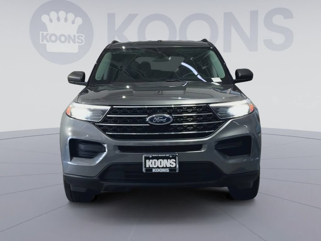 Used 2023 Ford Explorer XLT AWD/4WD image 4
