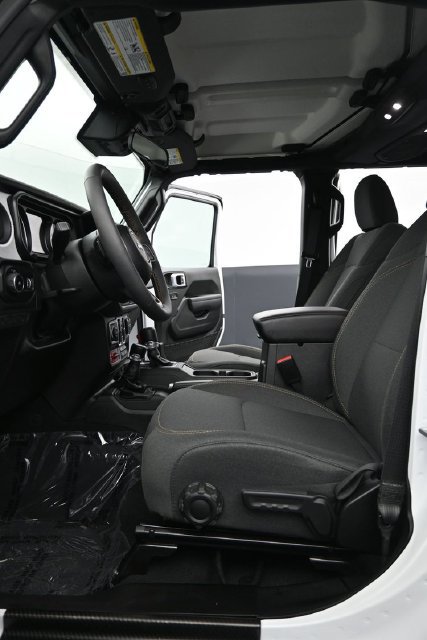 Used 2024 Jeep Wrangler Unlimited Sport AWD/4WD image 9
