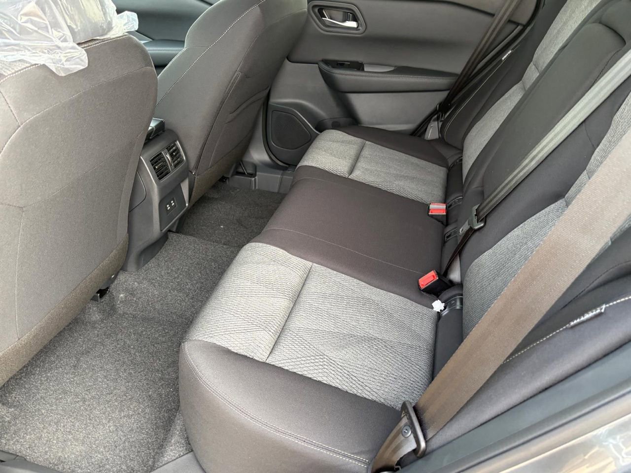 New 2026 Nissan Rogue SV AWD/4WD image 23
