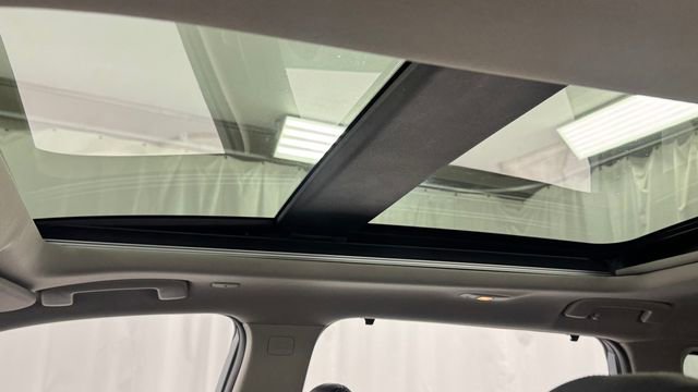 Certified 2022 Nissan Rogue SL w/ SL Premium Package FWD image 34