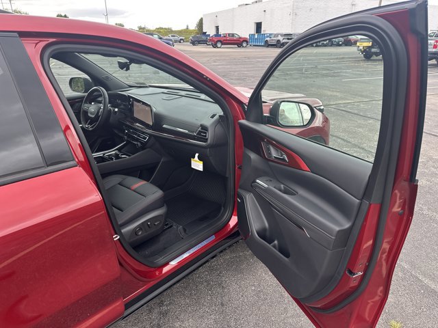 New 2026 Chevrolet Traverse RS w/ LPO, Floor Liner Package image 33